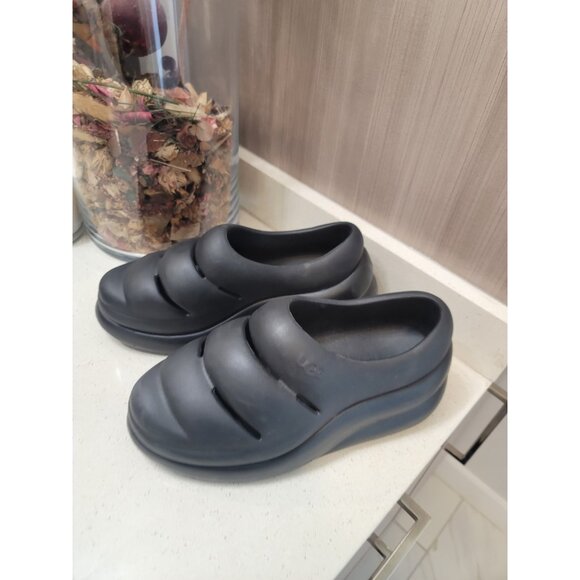 UGG Women's Sport Yeah Clogs Black Size 10 - Picture 2 of 6